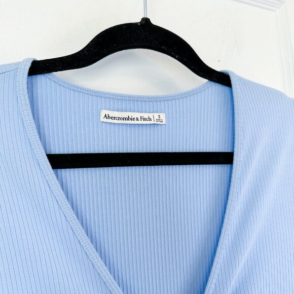 Abercrombie | Cut Out Tie Front Ribbed Mini V Neck Sundress Dress‎ in Blue Small - Picture 5 of 6